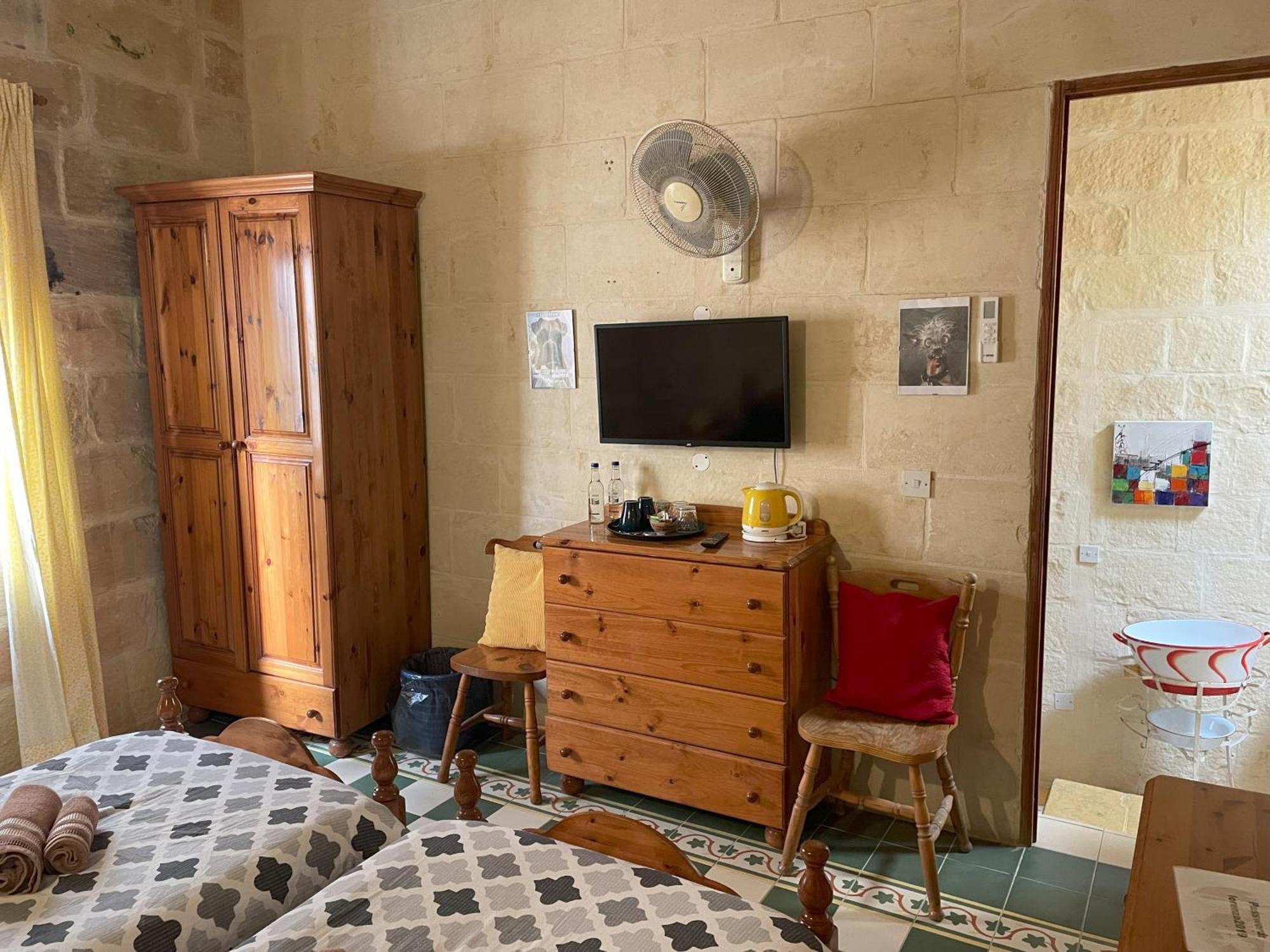 Ta' Lorenzo Hostal San Lawrenz Exterior foto
