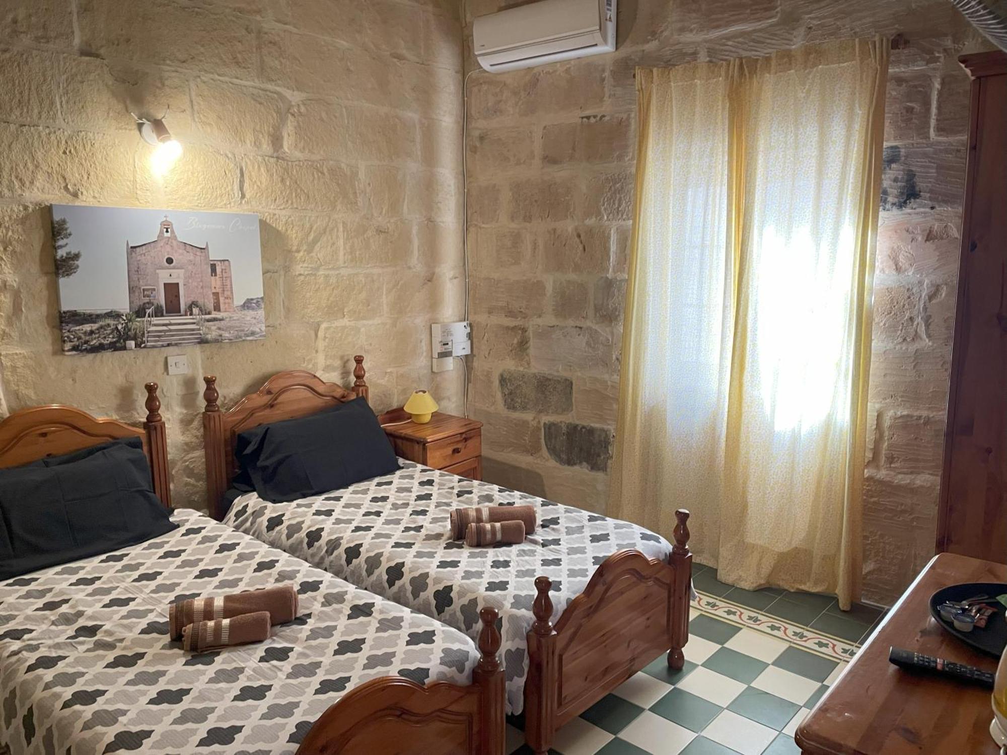 Ta' Lorenzo Hostal San Lawrenz Exterior foto