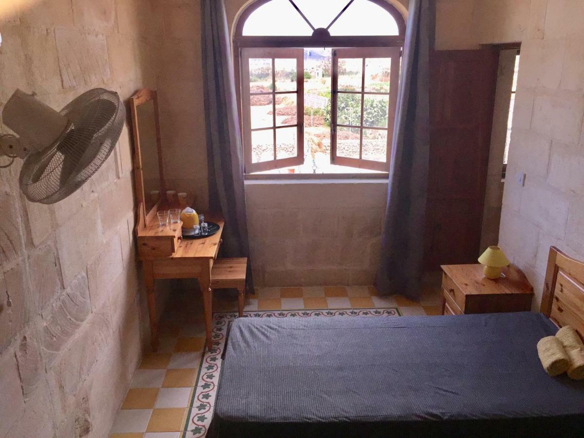 Ta' Lorenzo Hostal San Lawrenz Exterior foto